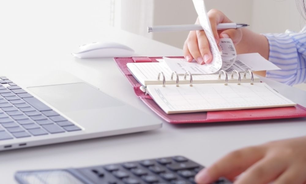 確定申告における手続きの流れ